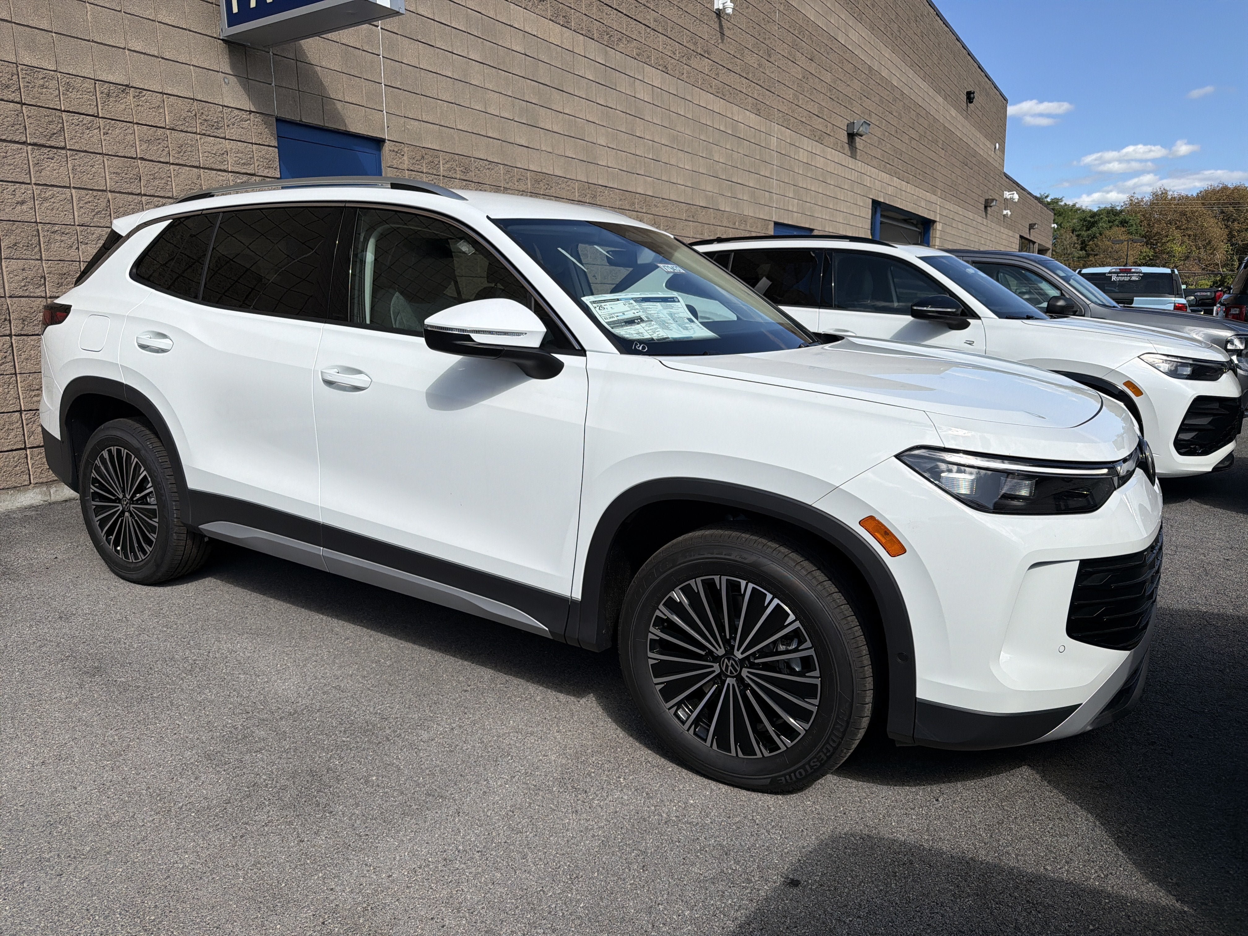 New 2026 Volkswagen Tiguan S AWD/4WD image 2
