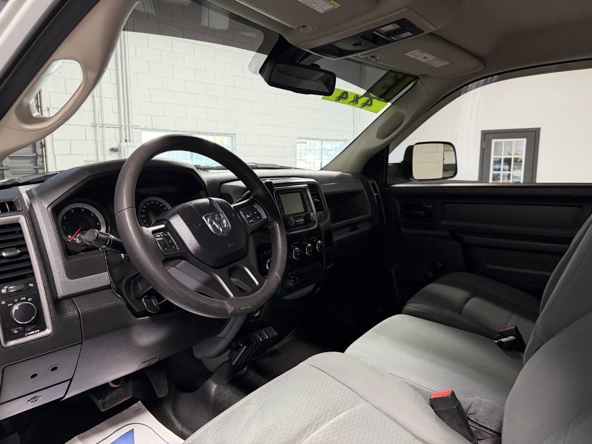 Used 2013 RAM 2500 Tradesman w/ Chrome Appearance Group AWD/4WD image 10