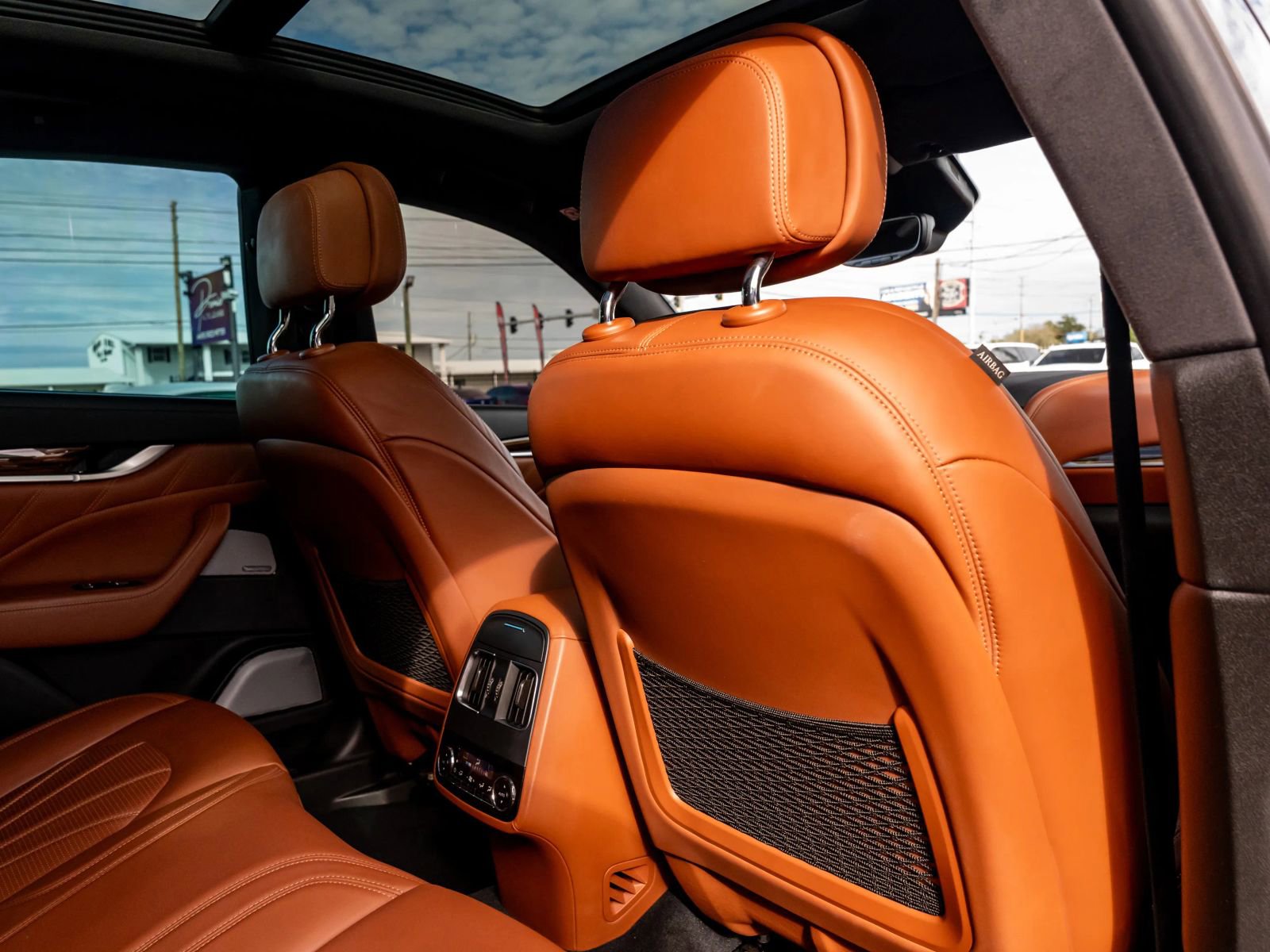 Used 2019 Maserati Levante S GranLusso image 47