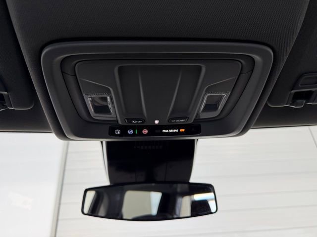 Used 2024 Chevrolet Silverado 1500 LT AWD/4WD image 18