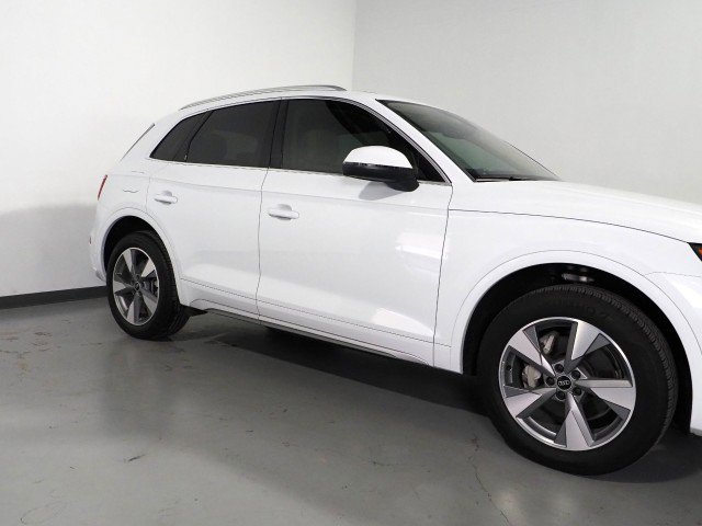 Used 2024 Audi Q5 Premium Plus w/ Premium Plus Package image 51
