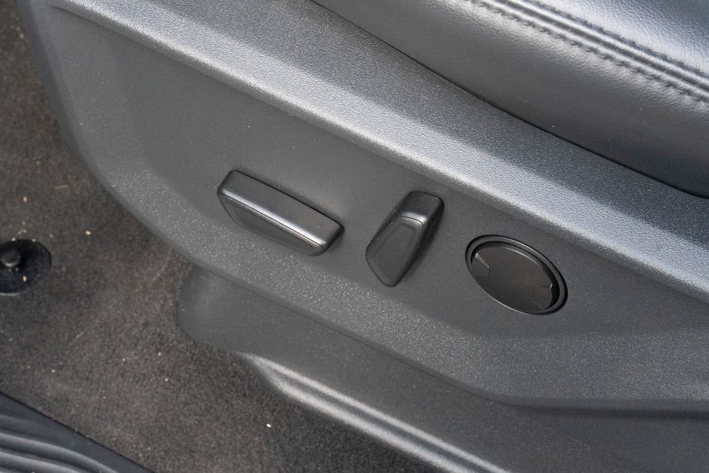 Used 2025 Ford Expedition Tremor AWD/4WD image 22