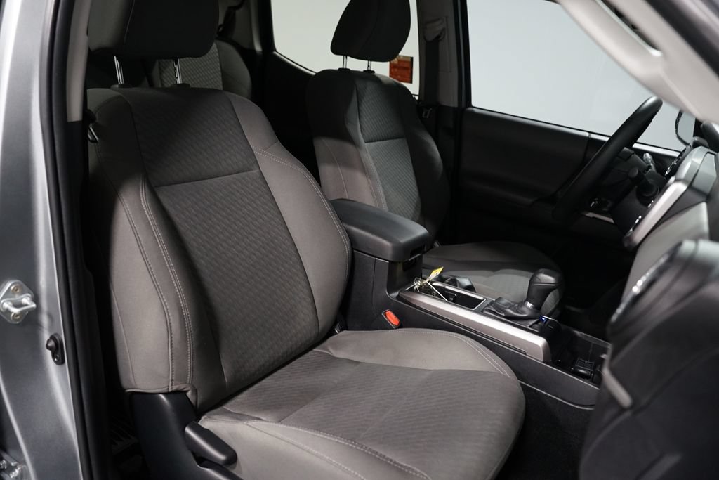Used 2023 Toyota Tacoma SR5 w/ Technology Package RWD image 28