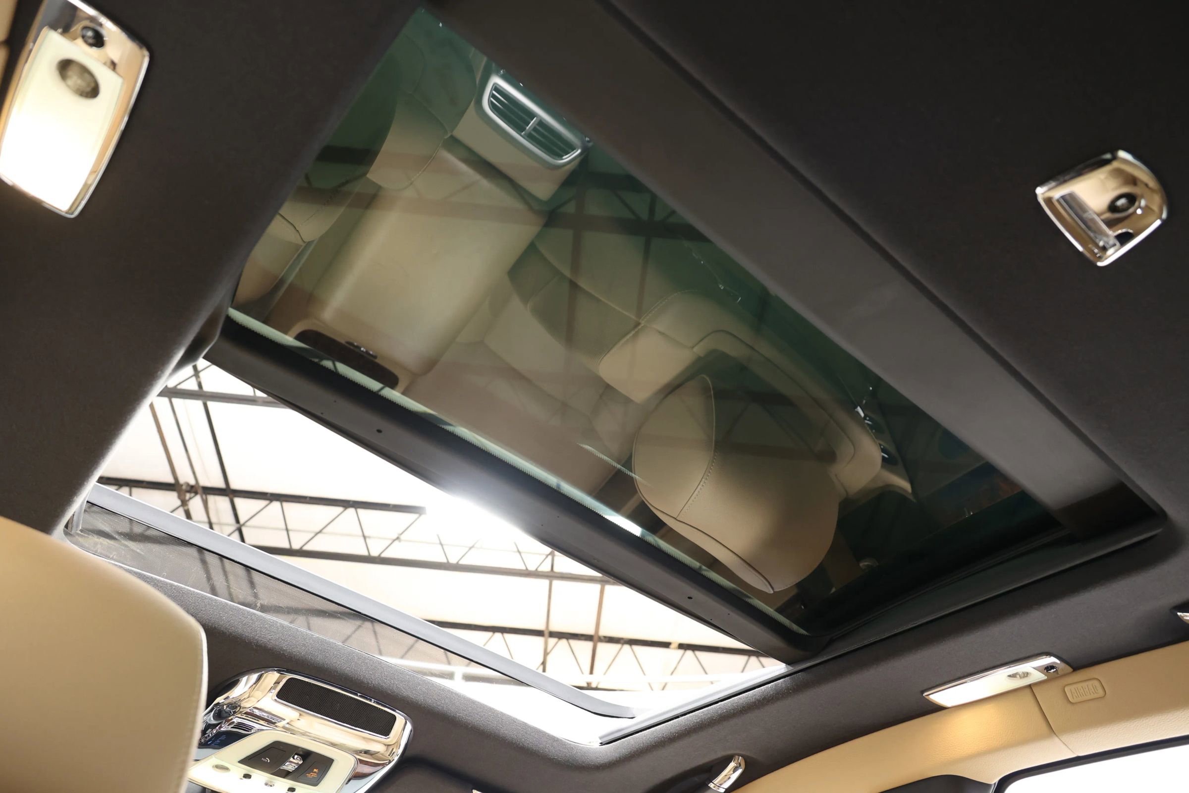 Used 2011 Rolls-Royce Ghost image 70