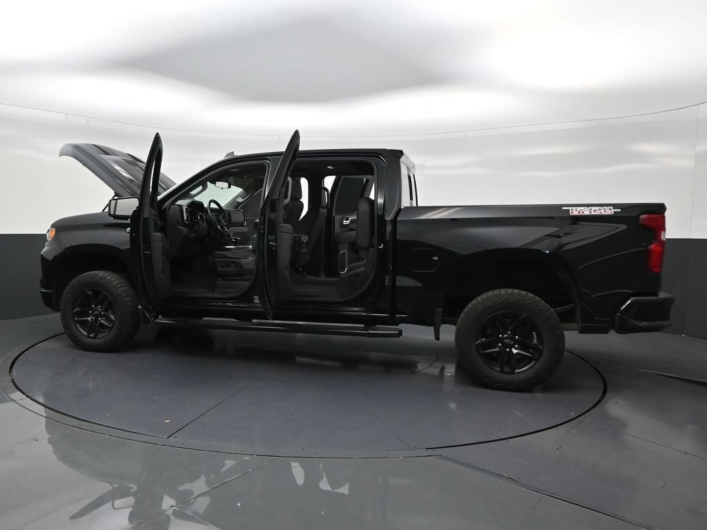 Used 2024 Chevrolet Silverado 1500 LT Trail Boss w/ Convenience Package II AWD/4WD image 27