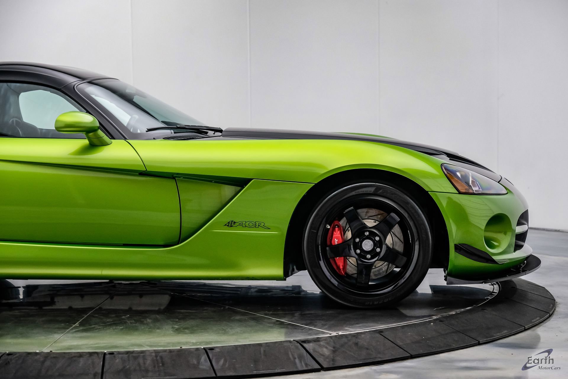 Used 2010 Dodge Viper ACR RWD image 27