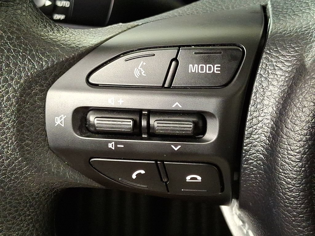Used 2023 Kia Rio S FWD image 20