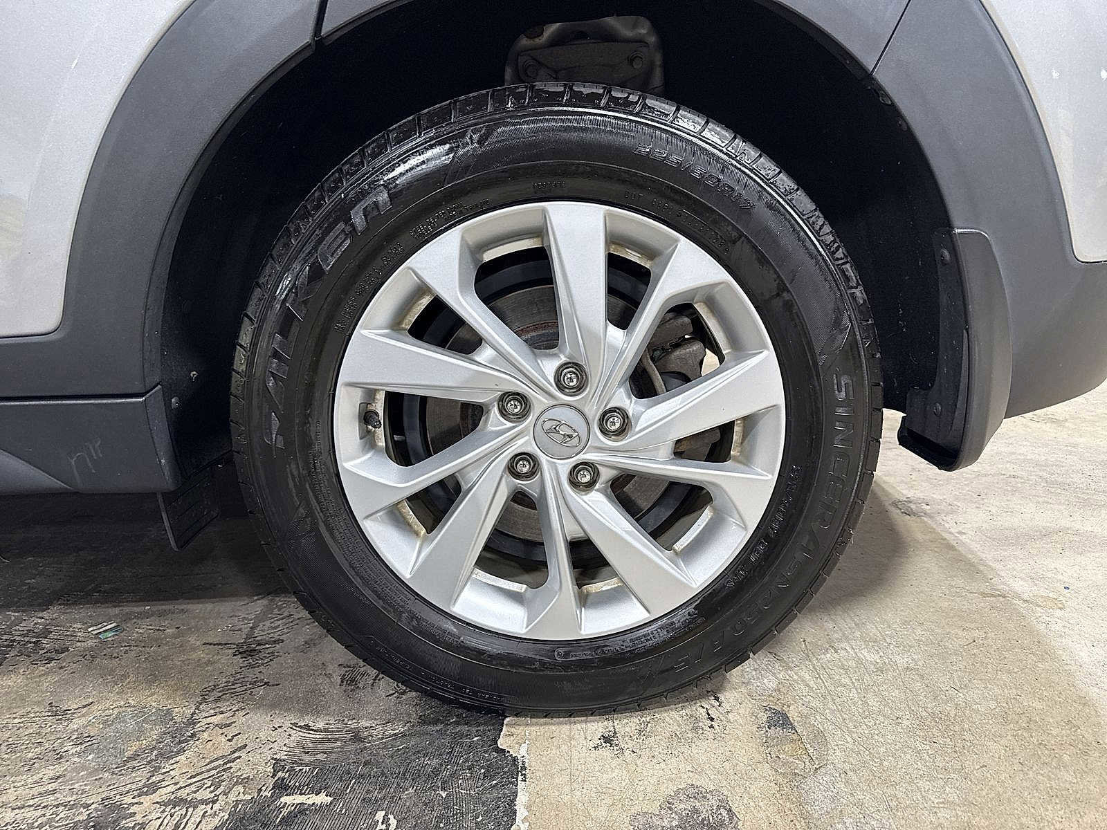 Used 2020 Hyundai Tucson SE image 10