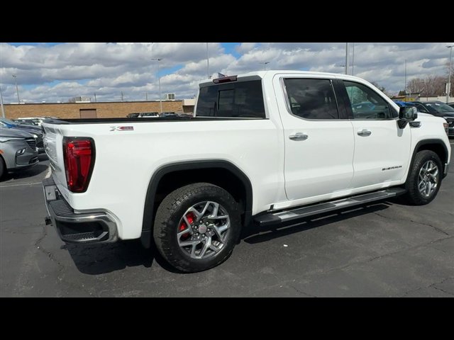 Used 2023 GMC Sierra 1500 SLT w/ SLT Premium Package image 8