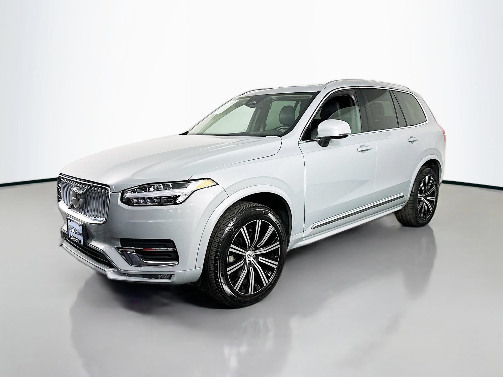 Used 2025 Volvo XC90 B5 Core AWD/4WD image 3