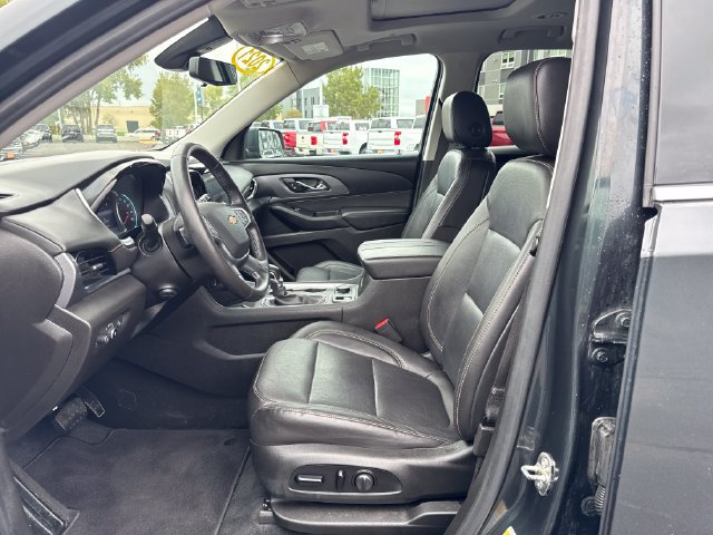 Used 2021 Chevrolet Traverse Premier AWD/4WD image 9
