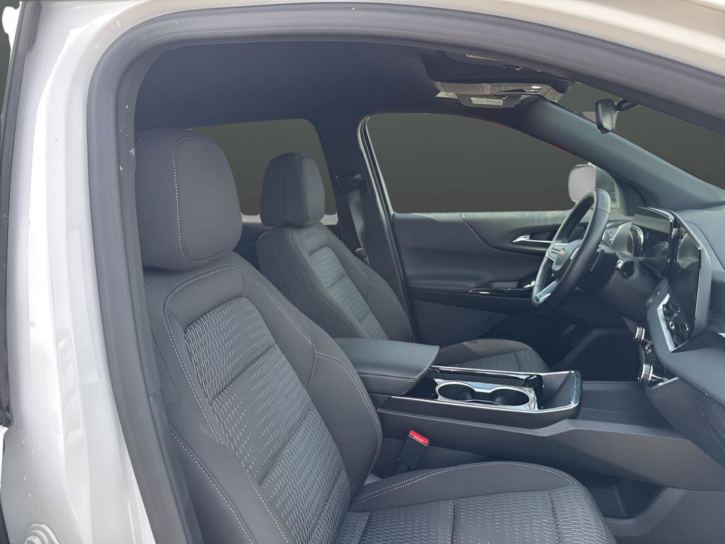 Used 2025 Chevrolet Equinox LT image 23