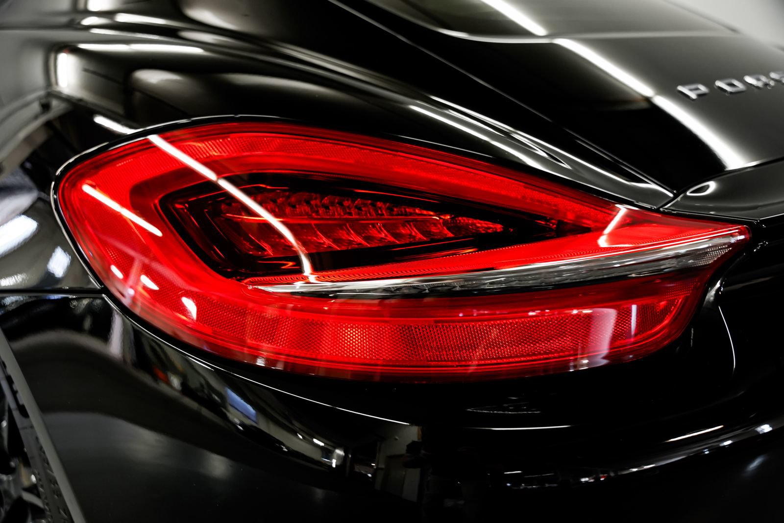 Used 2015 Porsche Cayman RWD image 30