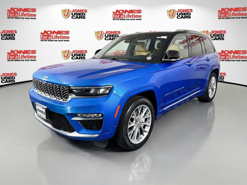 Used 2023 Jeep Grand Cherokee Summit AWD/4WD image 14