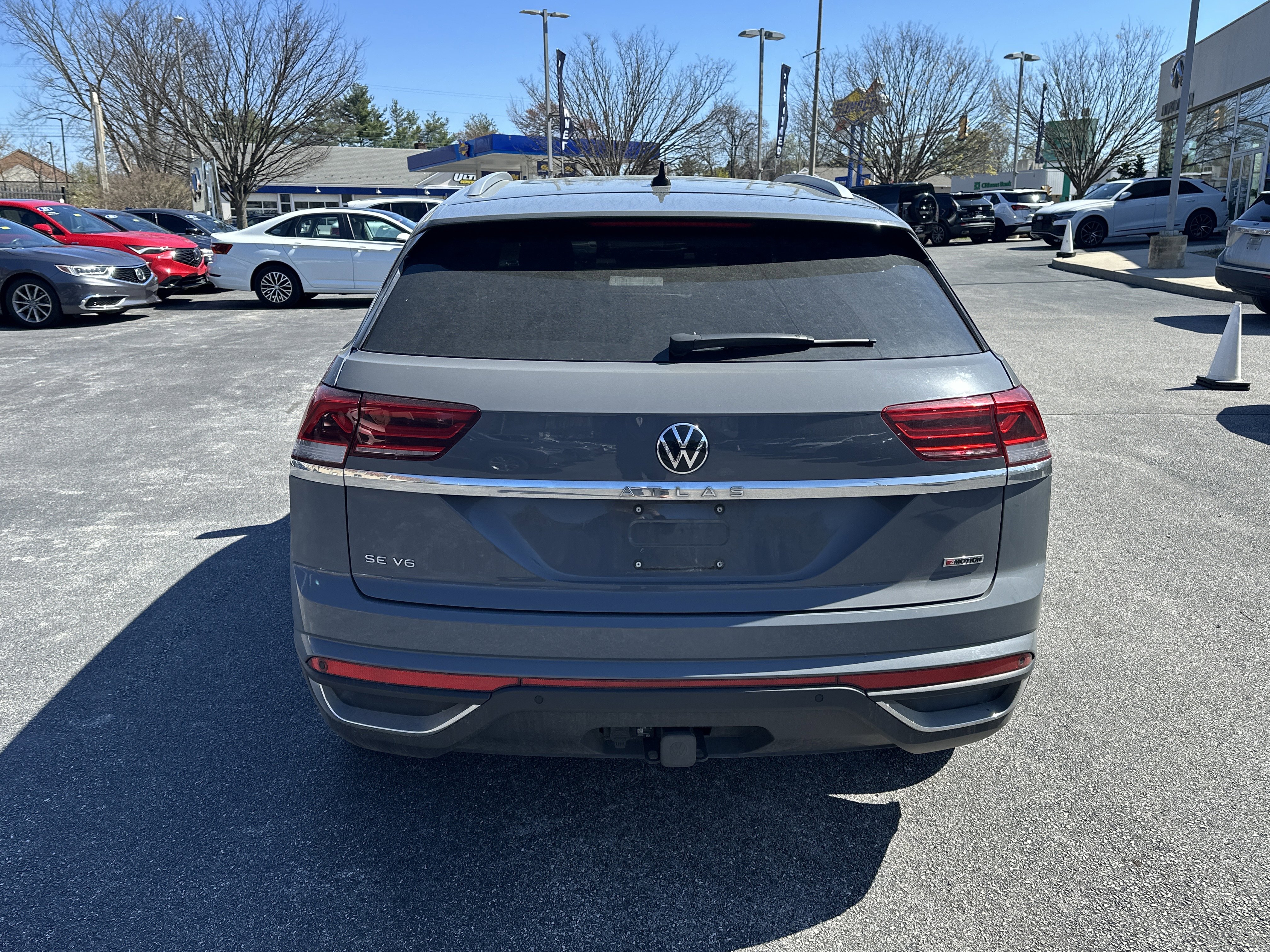 Used 2022 Volkswagen Atlas Cross Sport SE w/ Panoramic Sunroof Package image 6