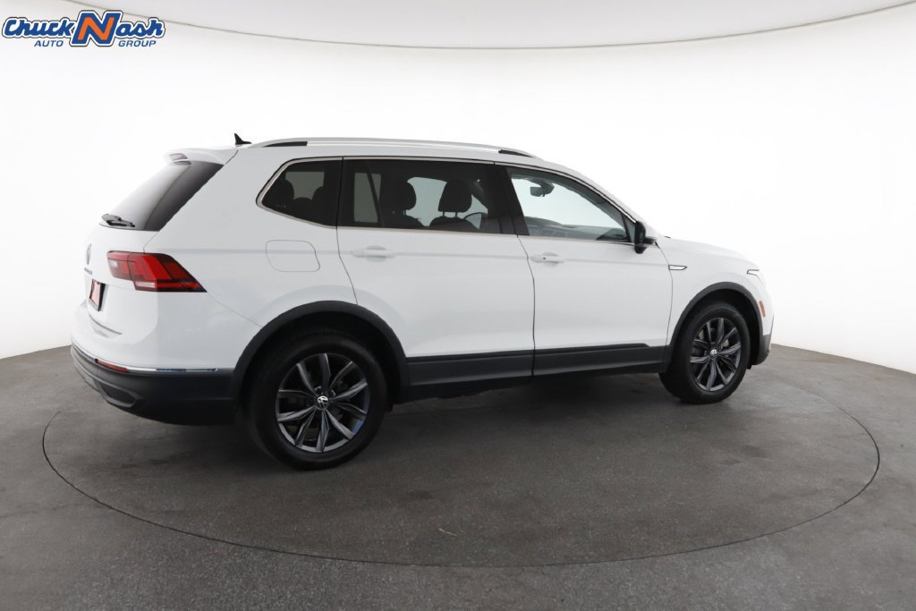 Used 2022 Volkswagen Tiguan SE FWD image 13
