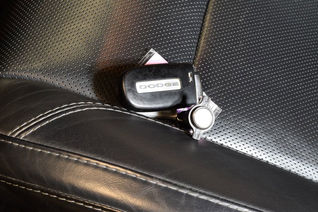 Used 2017 Dodge Challenger GT image 37