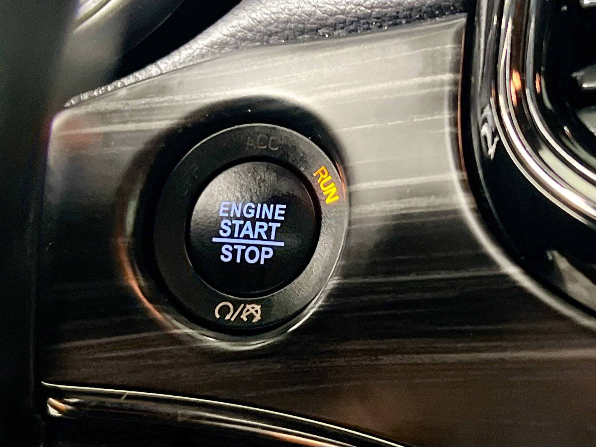 Used 2019 Jeep Grand Cherokee Limited X RWD image 23