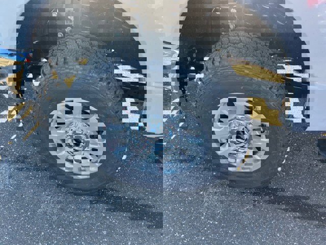 New 2024 Ford F350 XLT w/ FX4 Off-Road Package image 27