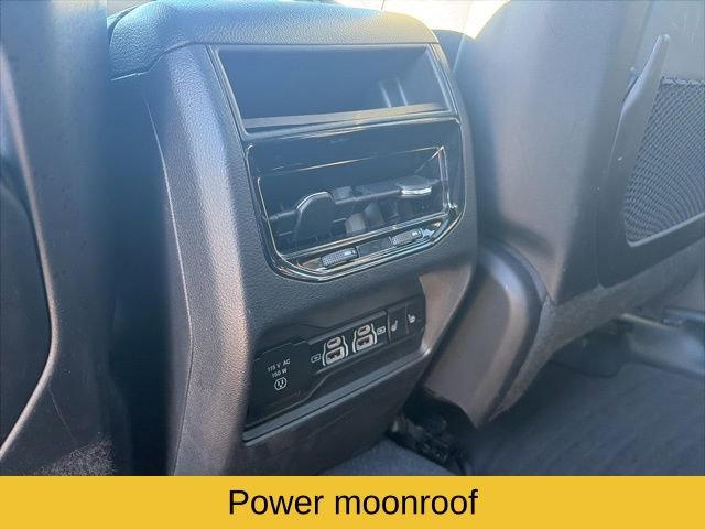 Used 2022 Jeep Grand Cherokee Overland image 21