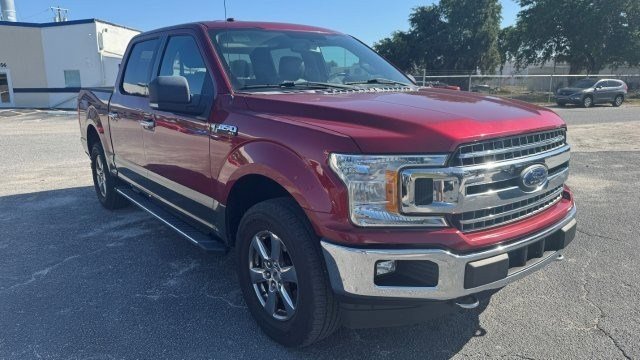 Used 2018 Ford F150 XLT w/ Equipment Group 302A Luxury AWD/4WD image 2