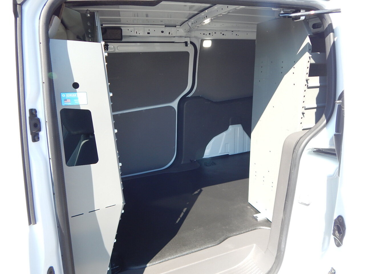 Used 2023 Ford Transit Connect XL FWD image 12