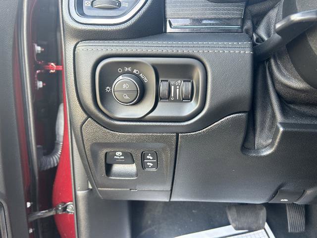 Used 2022 RAM 1500 Limited image 33