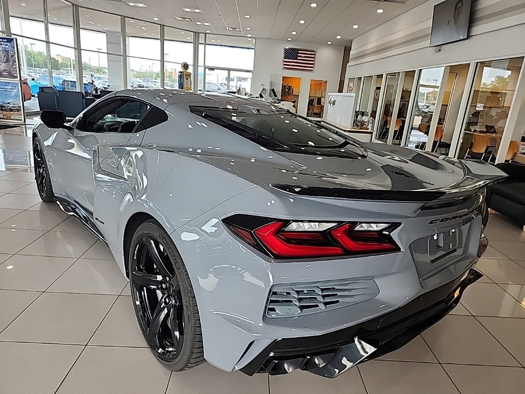 Used 2024 Chevrolet Corvette E-Ray w/ ZER Performance Package image 4