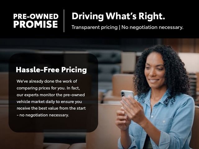 Used 2016 Toyota RAV4 LE FWD image 2