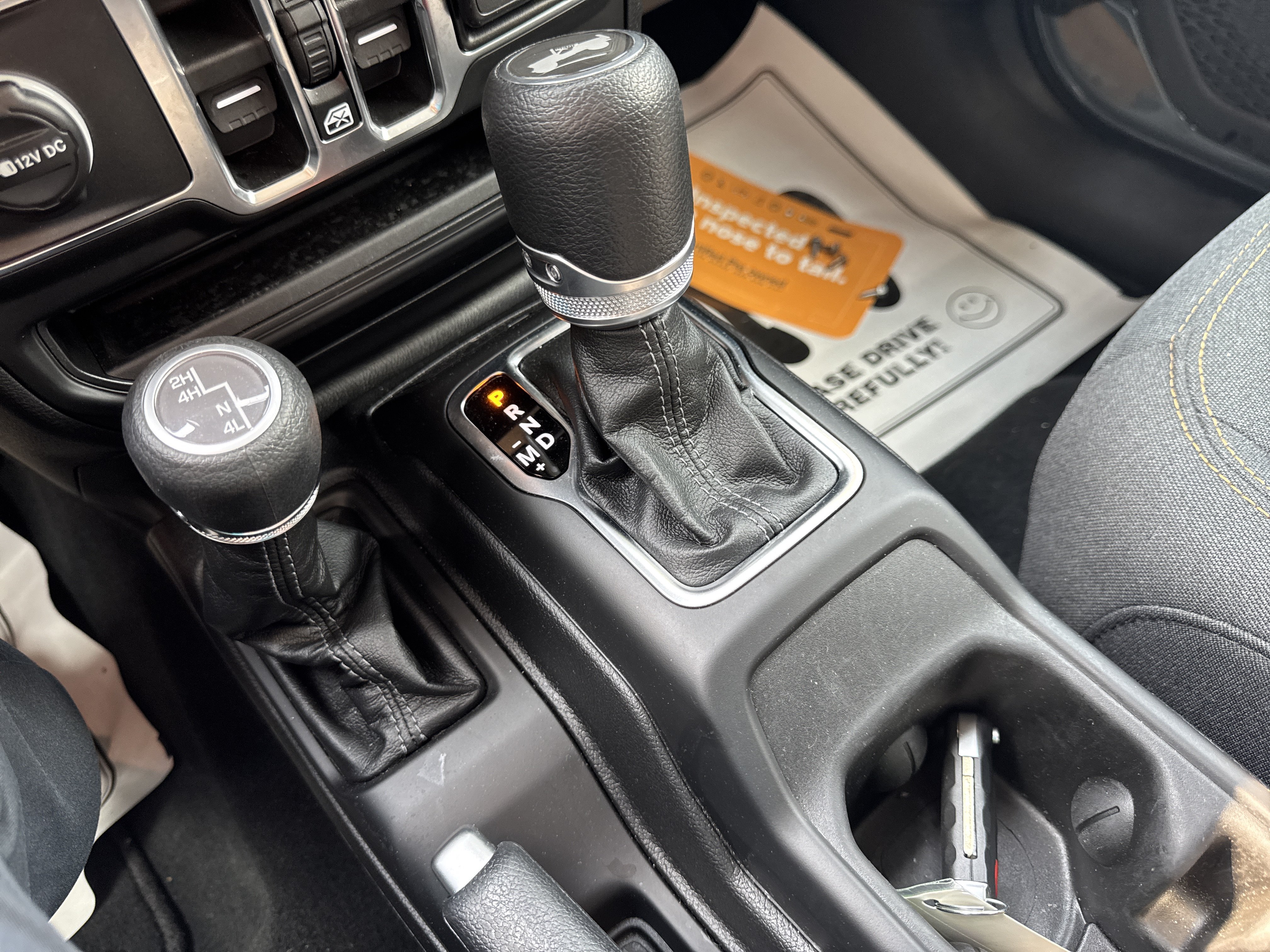 Used 2026 Jeep Wrangler Unlimited Sahara AWD/4WD image 23