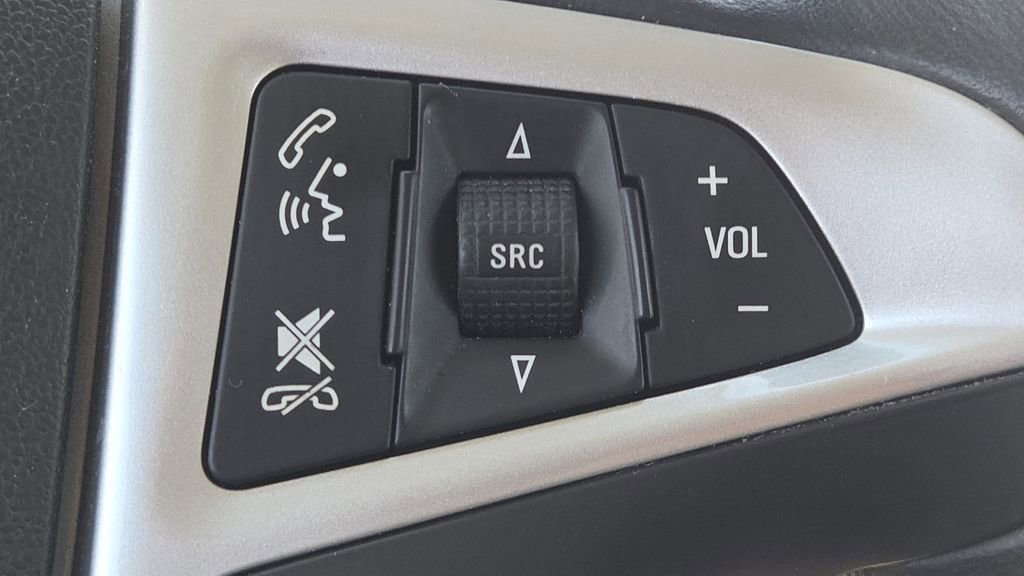 Used 2012 GMC Terrain SLT w/ LPO, Chrome Package image 9