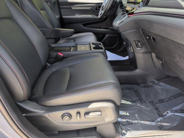 Used 2025 Honda Odyssey Sport-L image 31