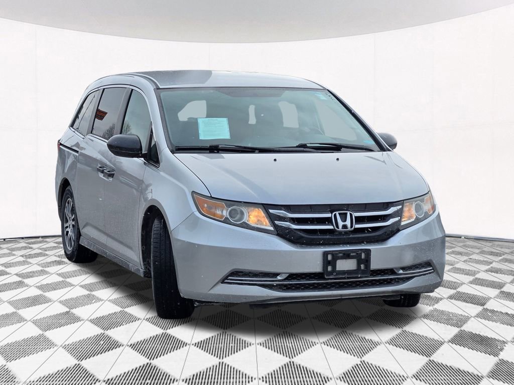 Used 2014 Honda Odyssey LX image 4