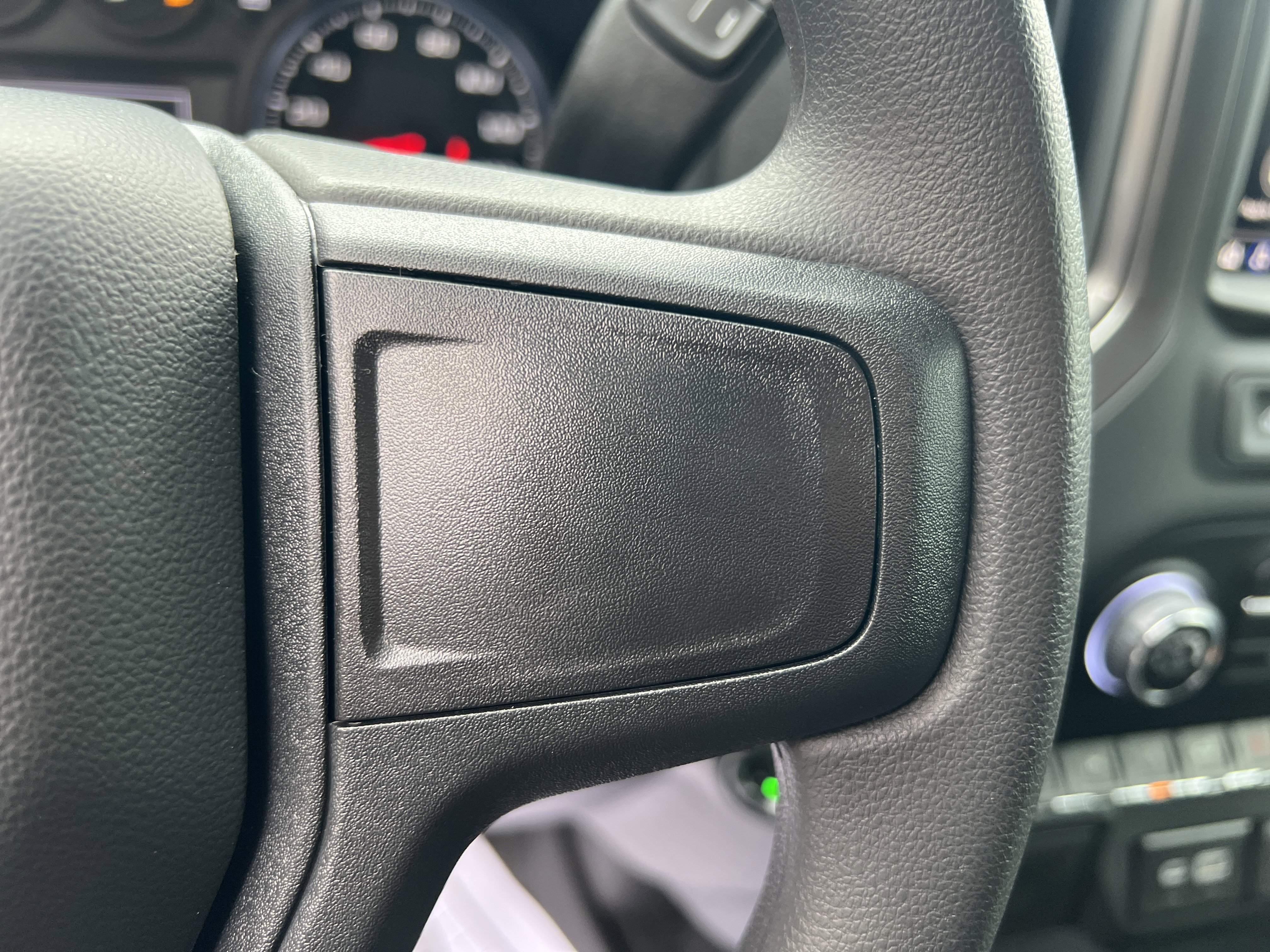 New 2026 Chevrolet Silverado 1500 Custom Trail Boss w/ LPO, Dark Essentials Package image 21