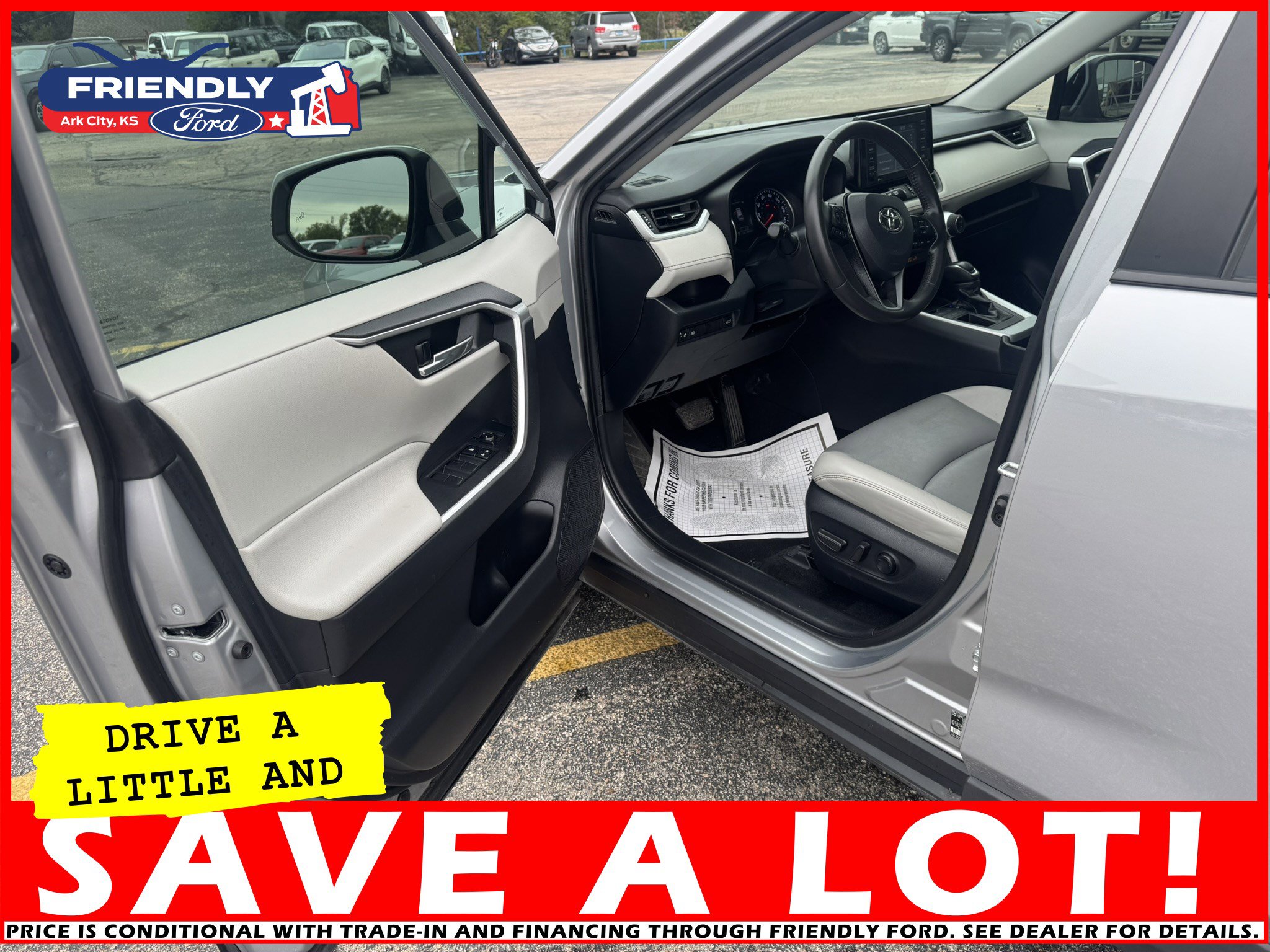 Used 2020 Toyota RAV4 XLE Premium image 13