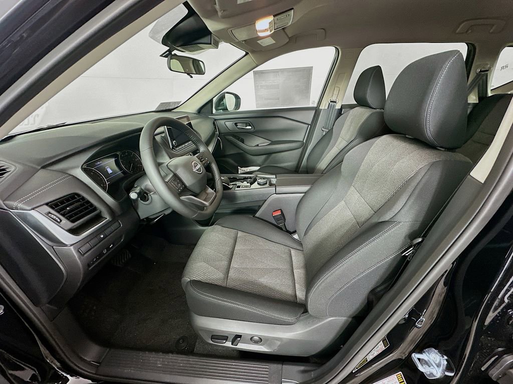 New 2026 Nissan Rogue SV w/ Cold Weather Package AWD/4WD image 28
