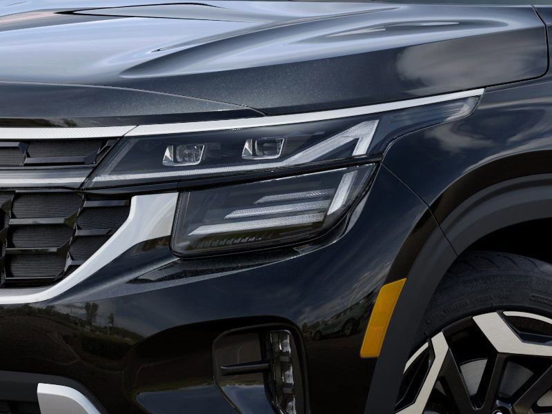 New 2026 Kia Seltos SX w/ SX Sunroof Package image 11