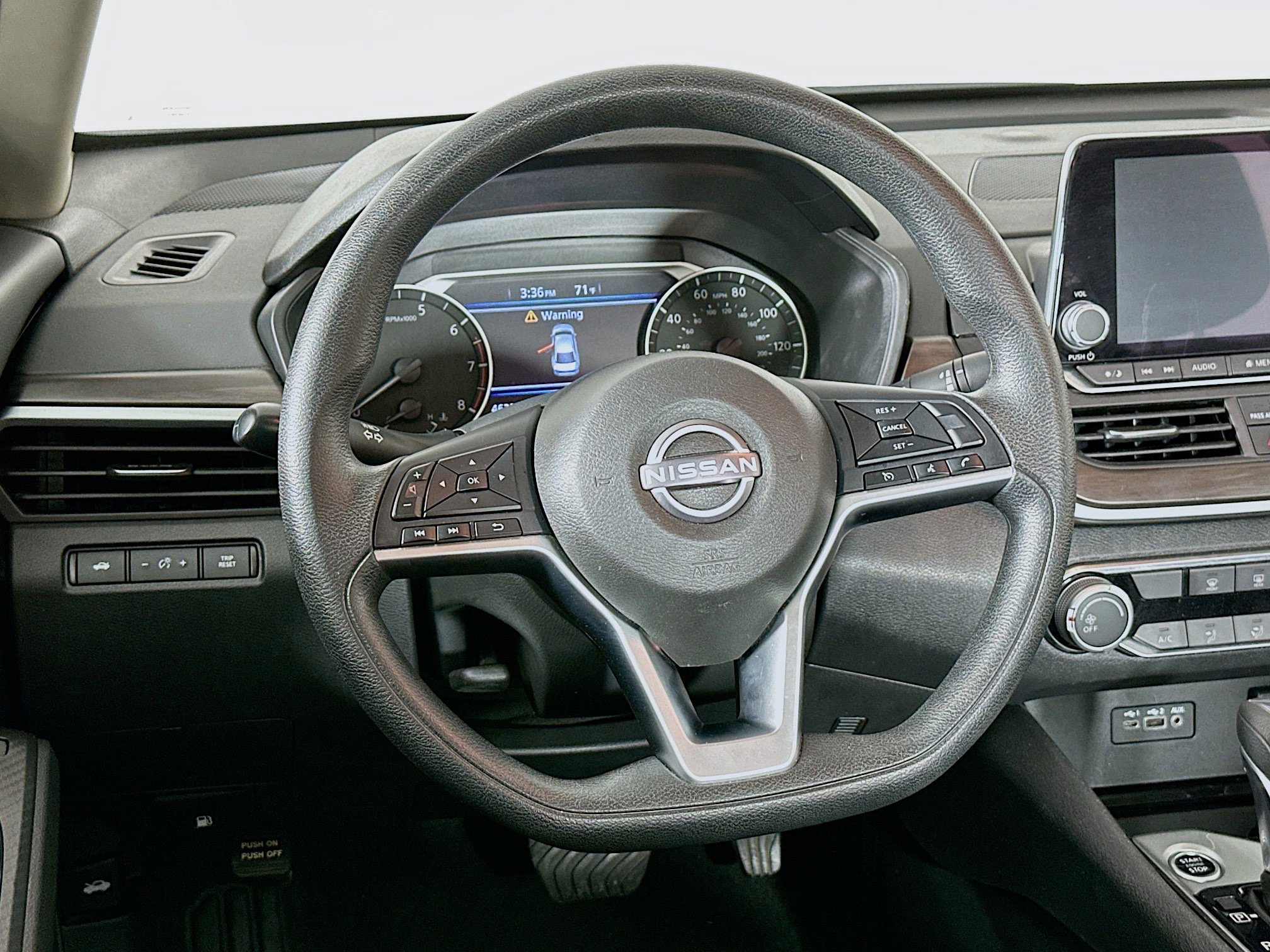 Used 2024 Nissan Altima 2.5 SV image 18