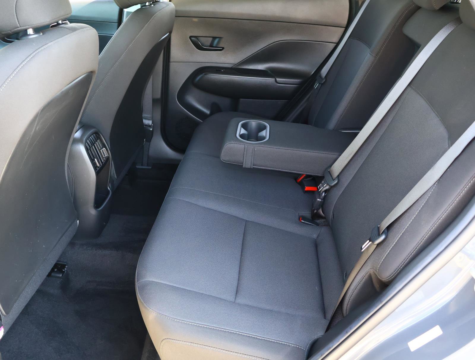 Certified 2024 Hyundai Kona SEL w/ Convenience Package FWD image 19