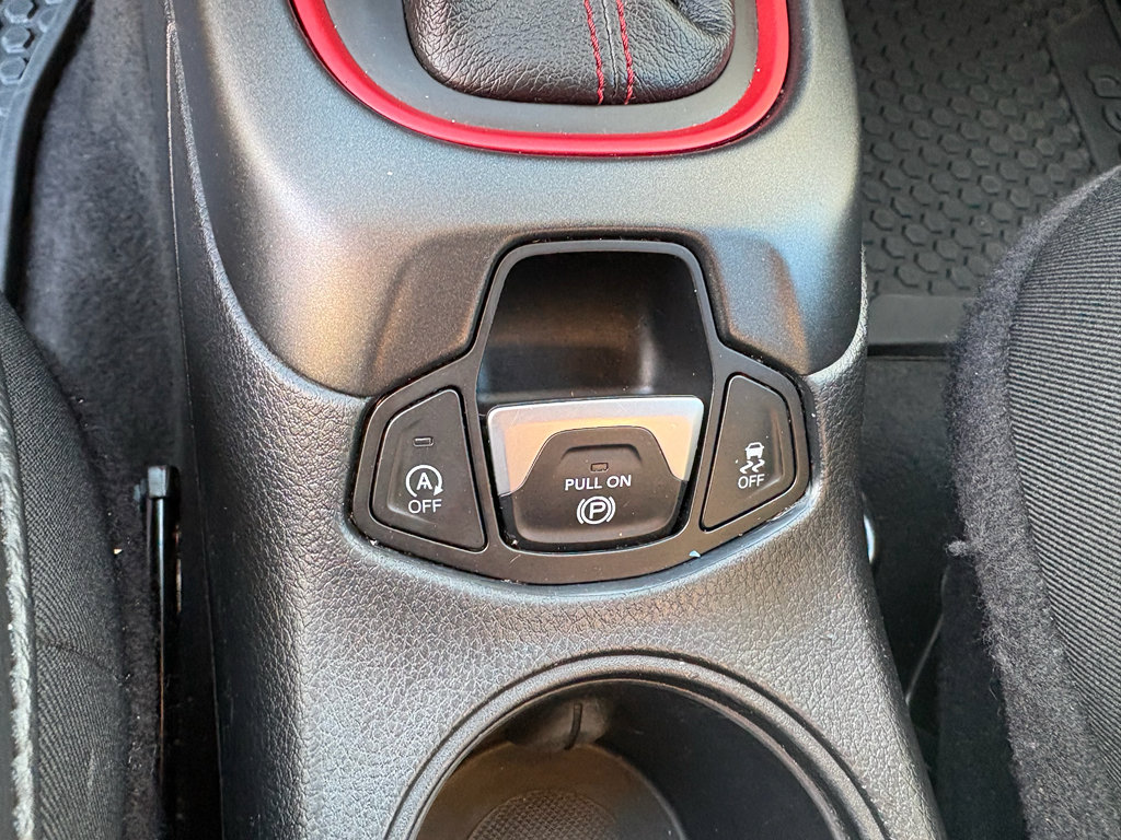 Used 2018 Jeep Compass Trailhawk w/ Leather Interior Group AWD/4WD image 23