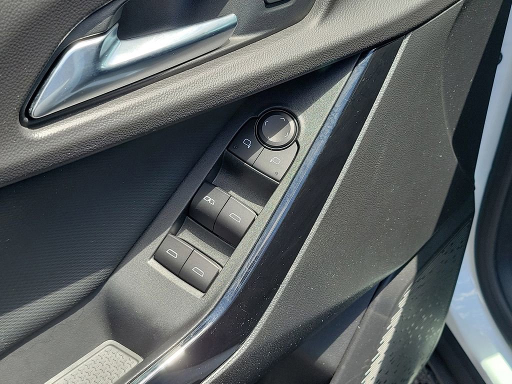 Used 2025 Chevrolet Equinox LT FWD image 21