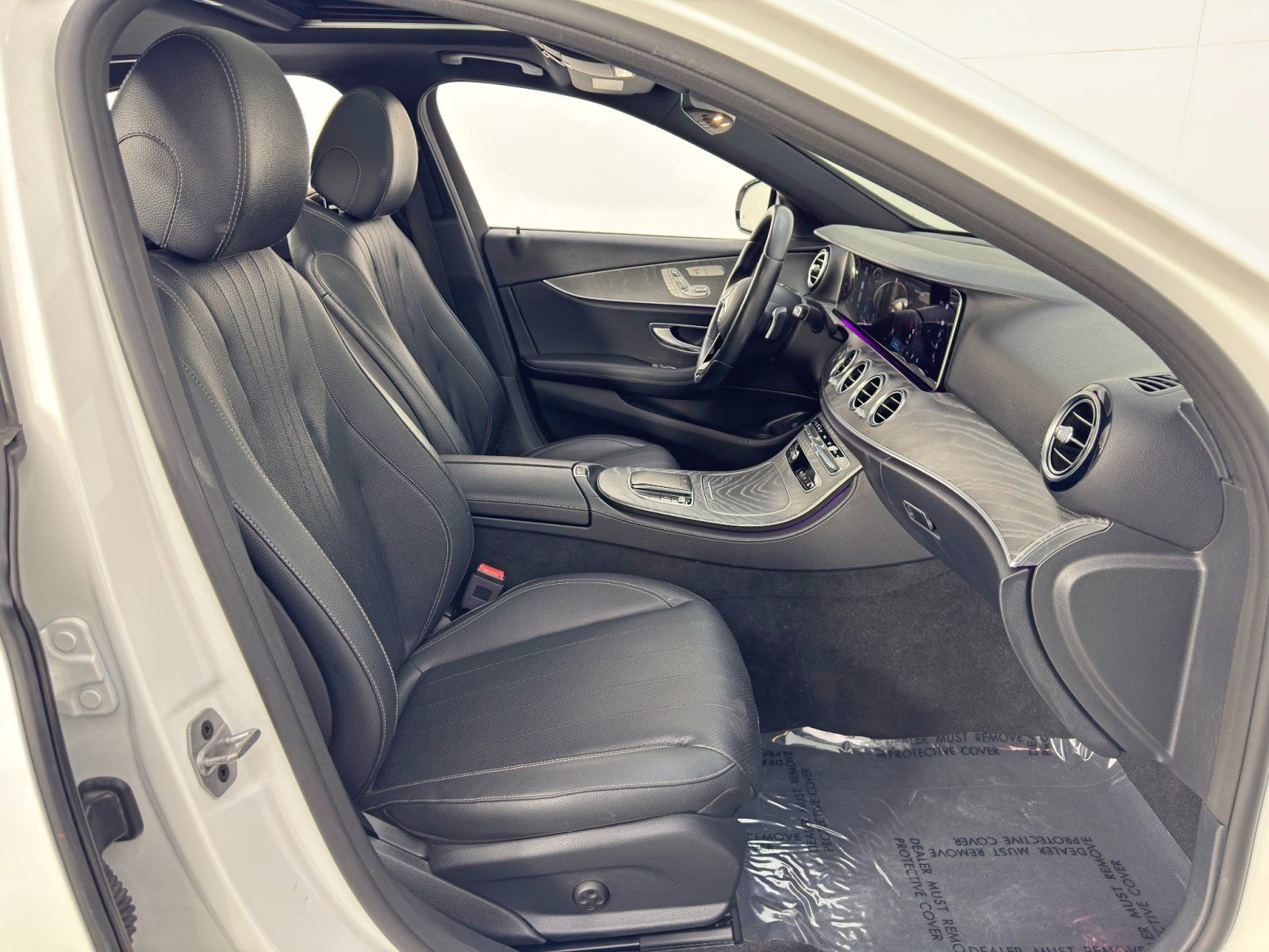 Used 2021 Mercedes-Benz E 350 Sedan w/ Premium Package image 15