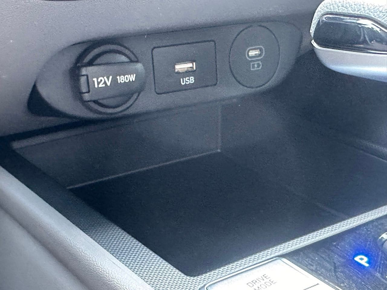 Certified 2026 Hyundai Elantra SE FWD image 31