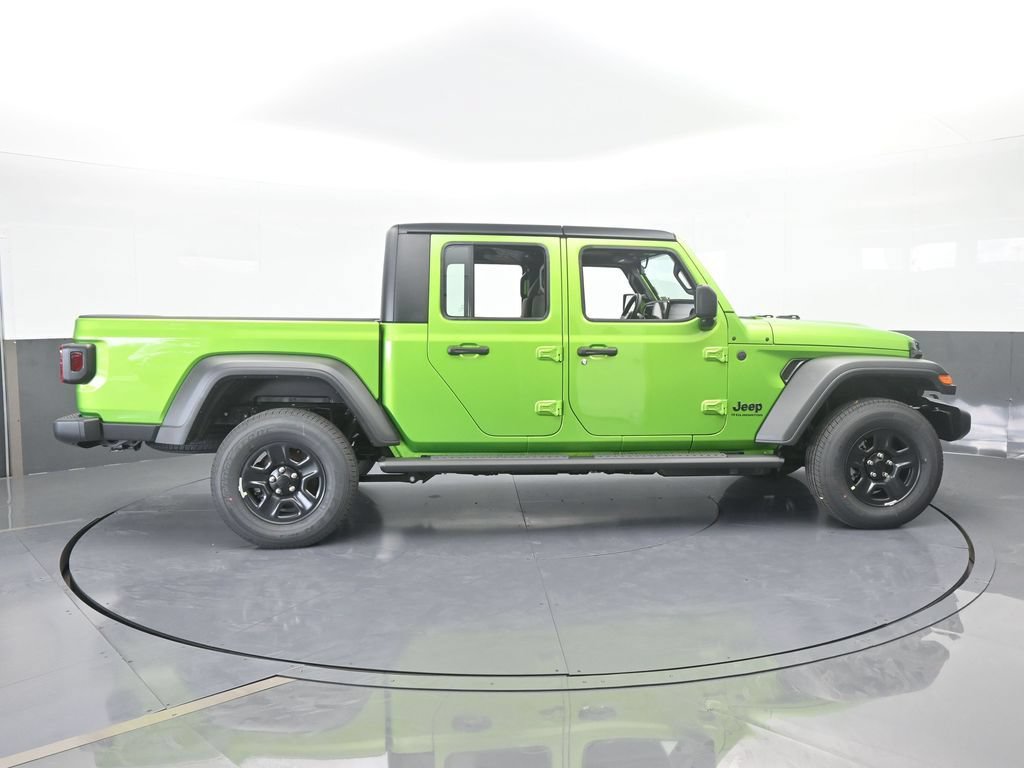 New 2026 Jeep Gladiator Sport AWD/4WD image 7