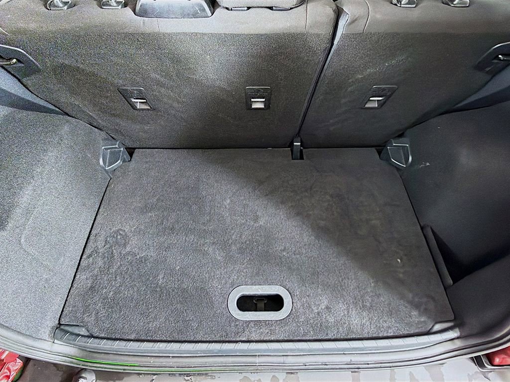 Used 2019 Ford EcoSport SE w/ SE Convenience Package image 15