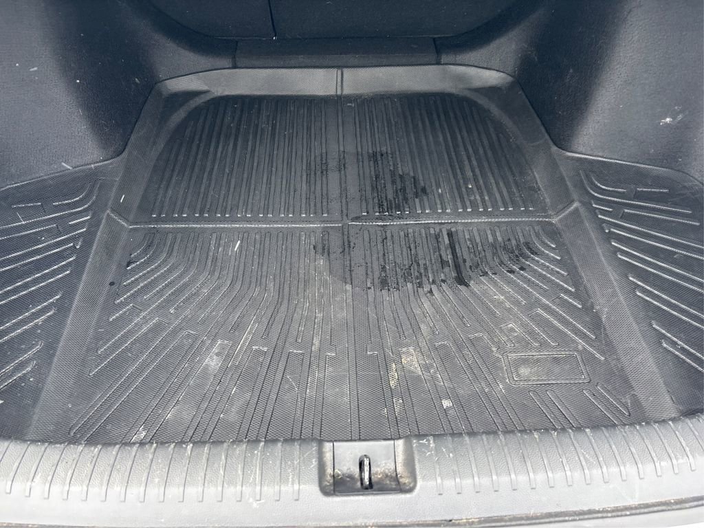 Used 2025 Honda Accord SE image 11