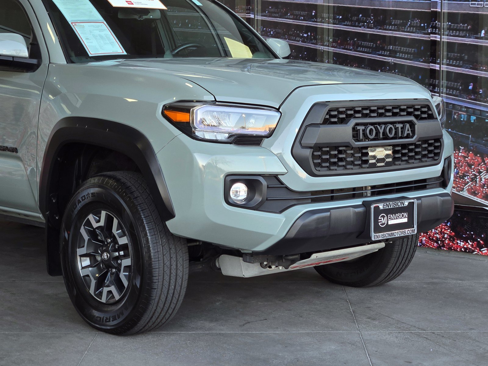 Certified 2023 Toyota Tacoma TRD Off-Road AWD/4WD image 2