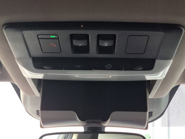 Certified 2023 Nissan Rogue SV w/ SV Premium Package FWD image 19