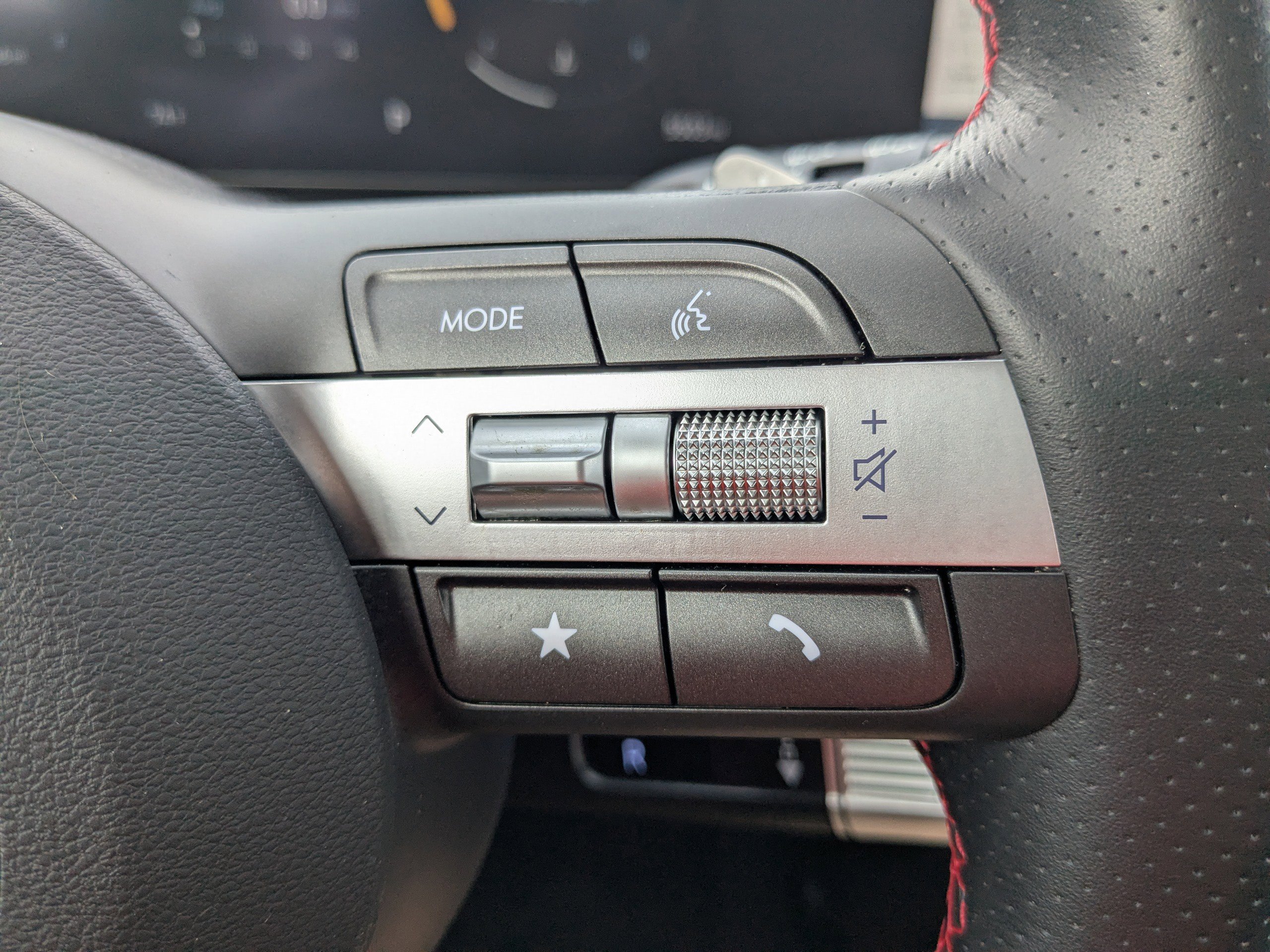 Used 2024 Hyundai Kona N Line image 32