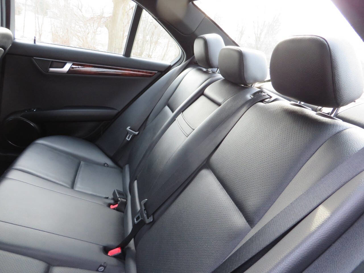 Used 2012 Mercedes-Benz C 300 4MATIC Sedan image 12
